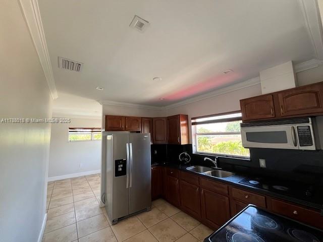 2836 SW 2nd St # 2