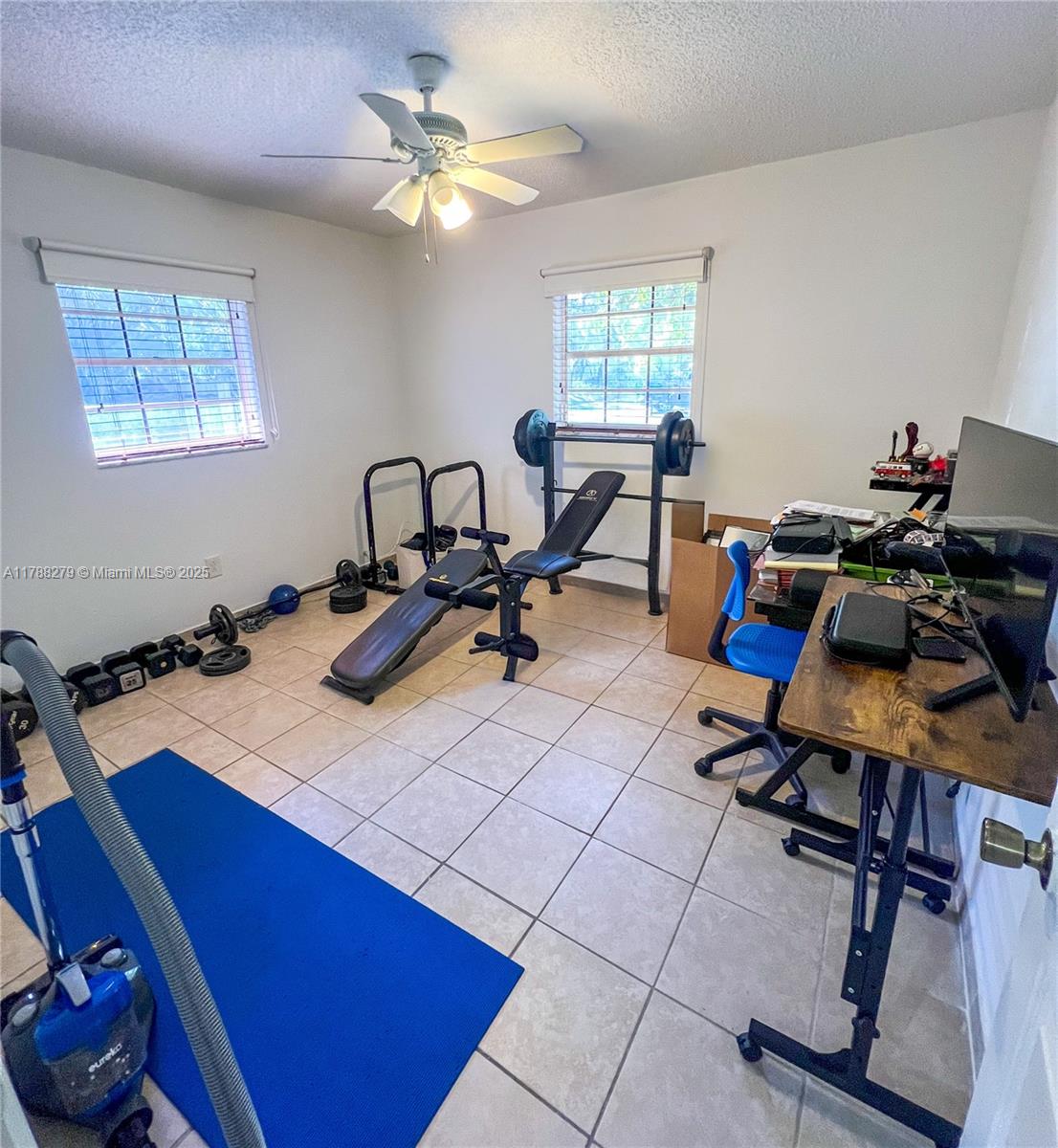 1735 SW 25th Ave