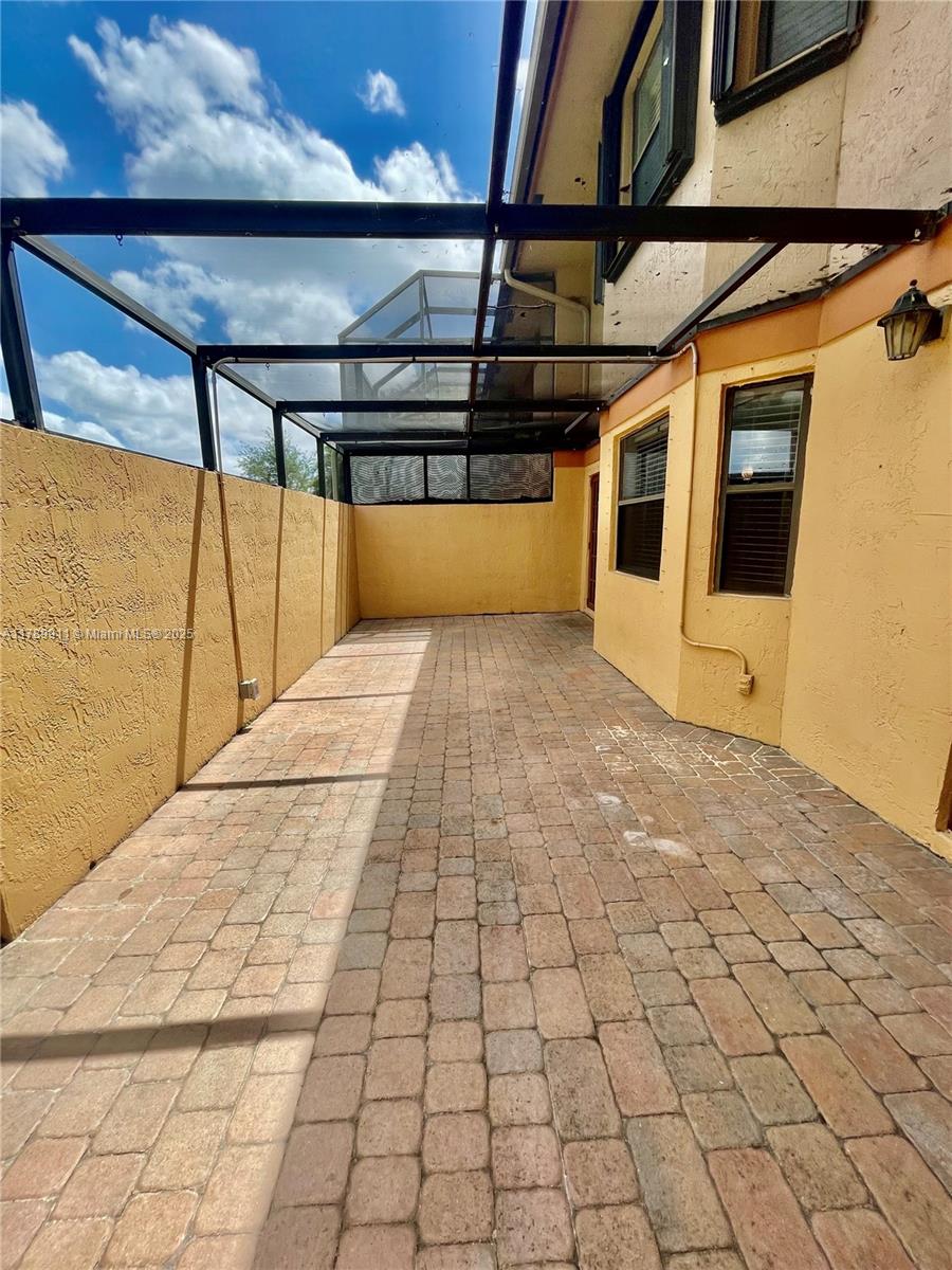 11325 SW 9th Ct # 11325