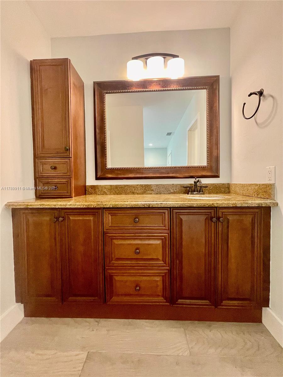 11325 SW 9th Ct # 11325