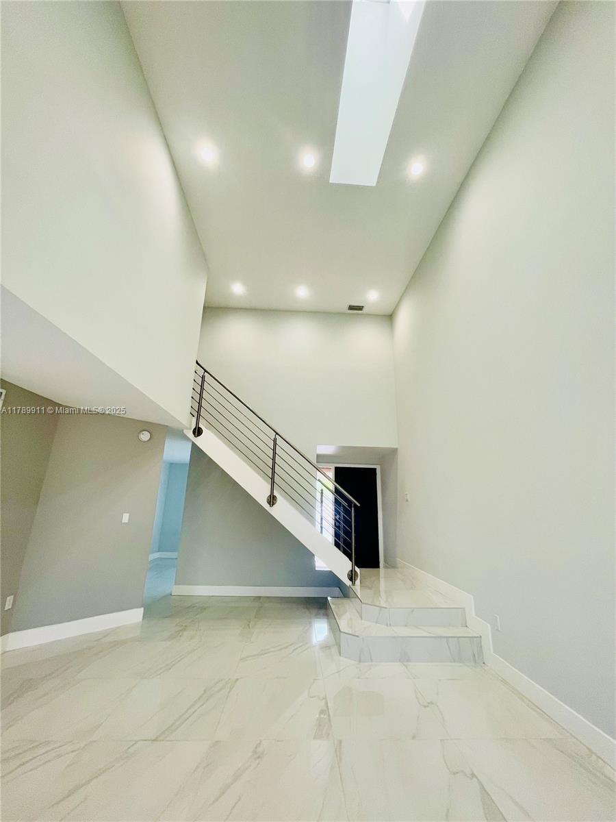 11325 SW 9th Ct # 11325