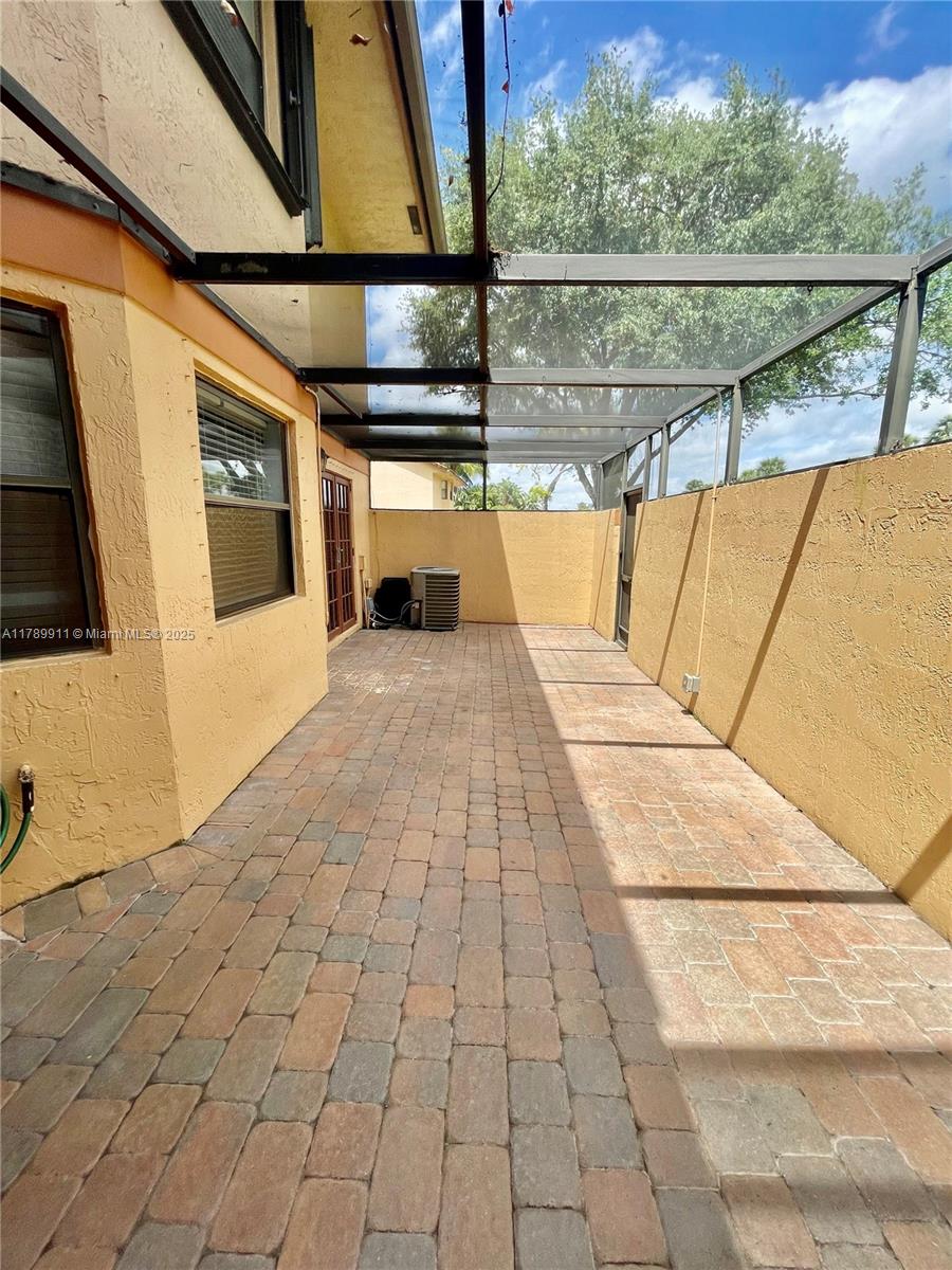 11325 SW 9th Ct # 11325