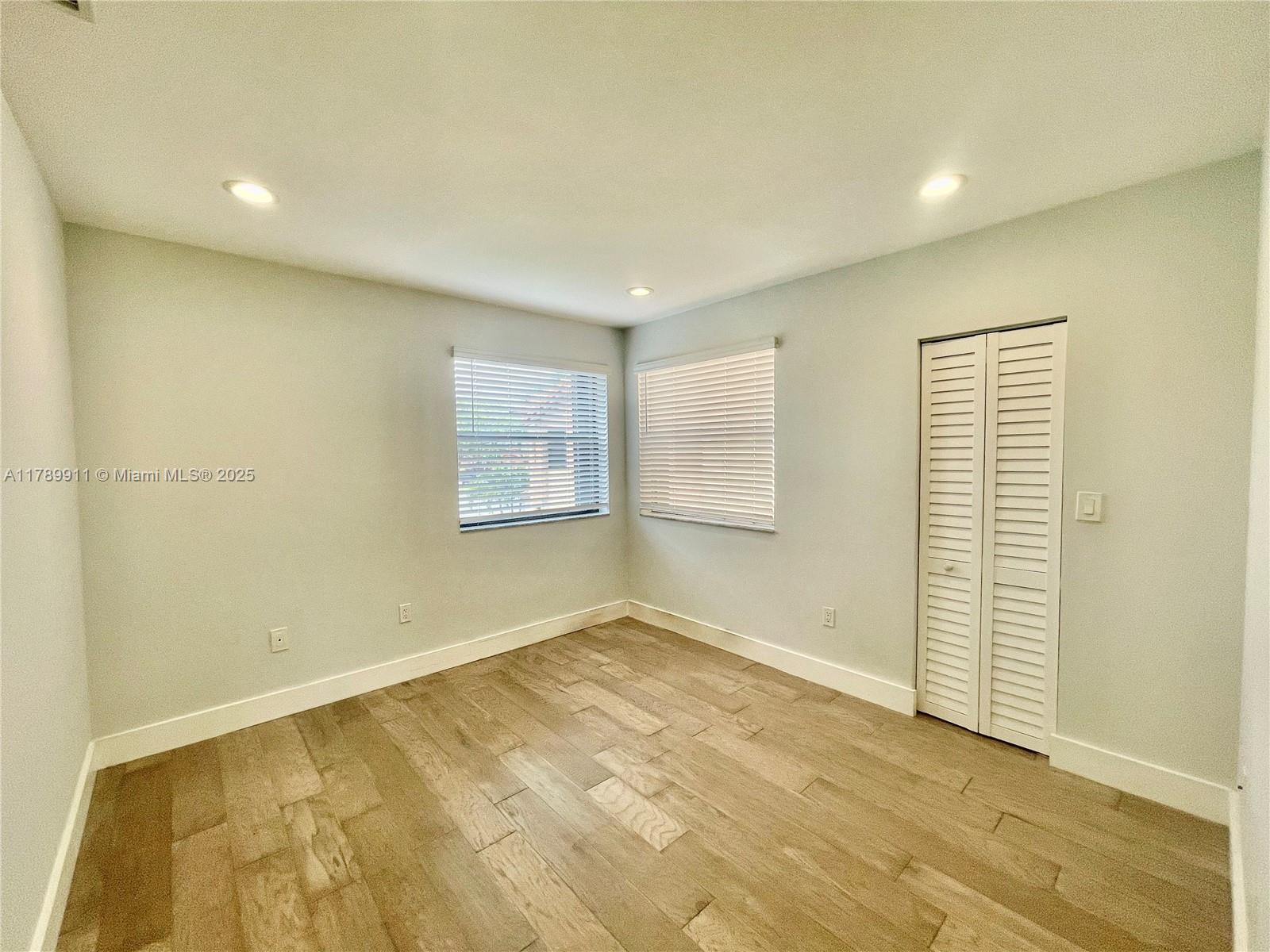 11325 SW 9th Ct # 11325