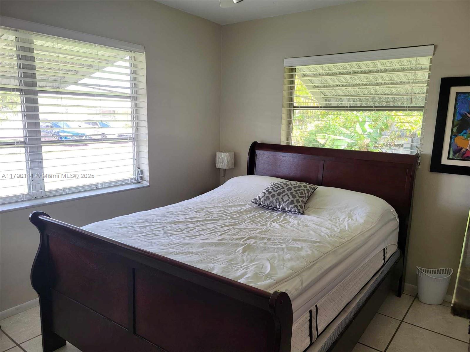 4804 NW 49th Ct