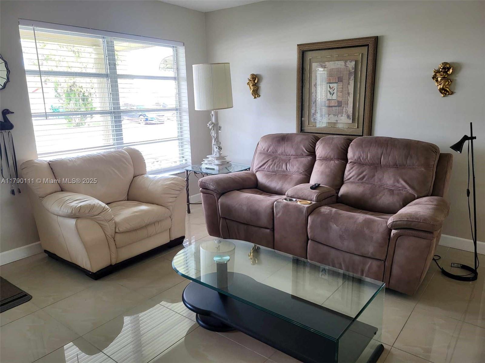 4804 NW 49th Ct