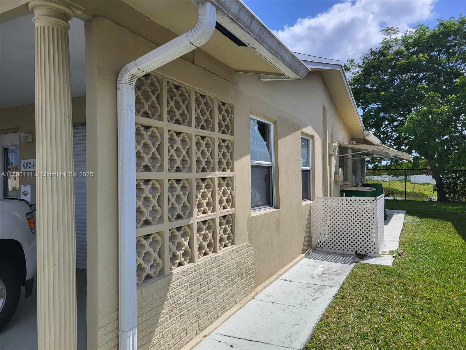 4804 NW 49th Ct
