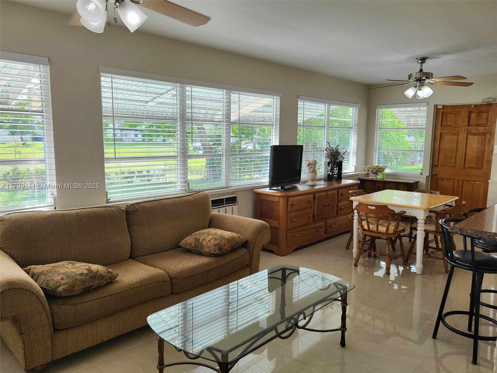4804 NW 49th Ct