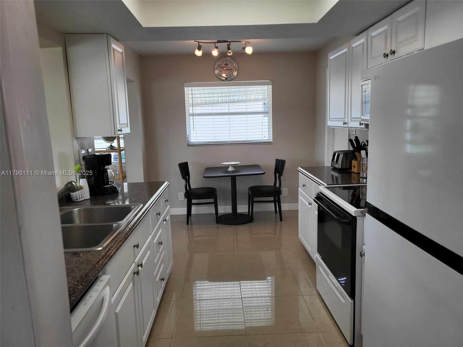 4804 NW 49th Ct