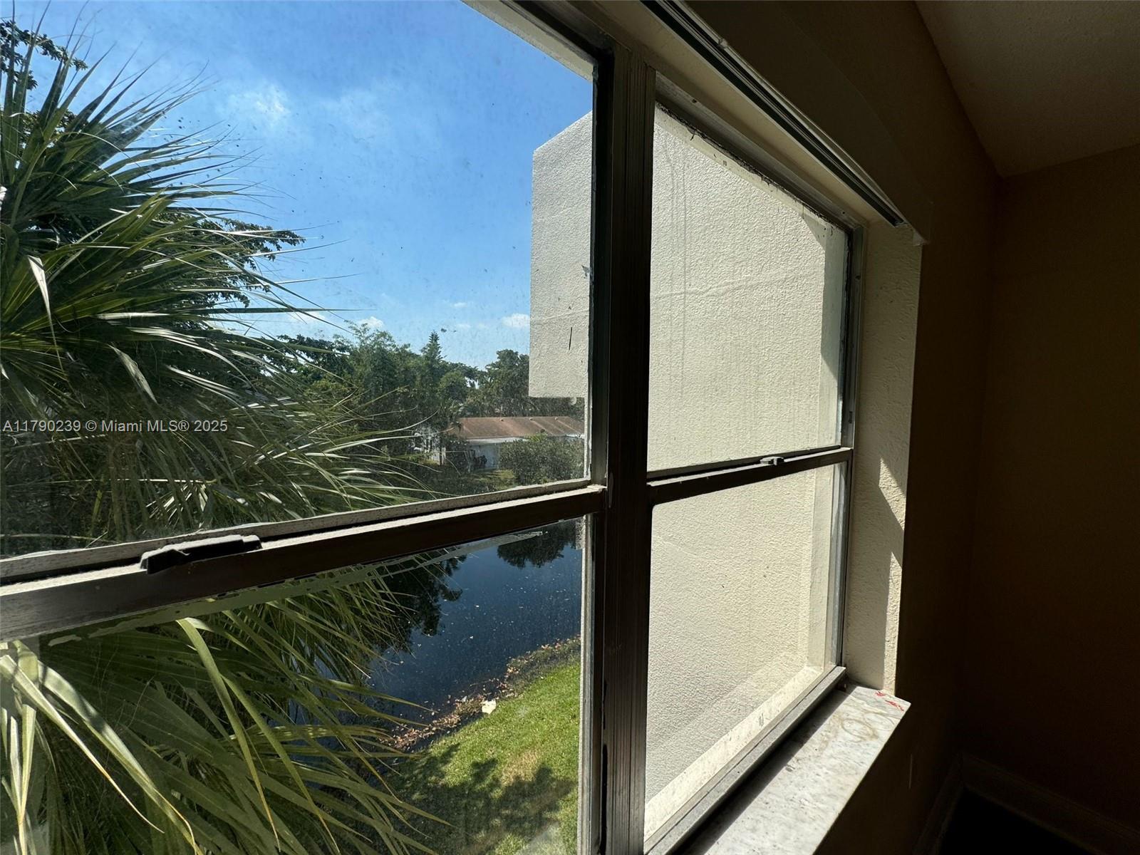 4215 N University Dr # 315