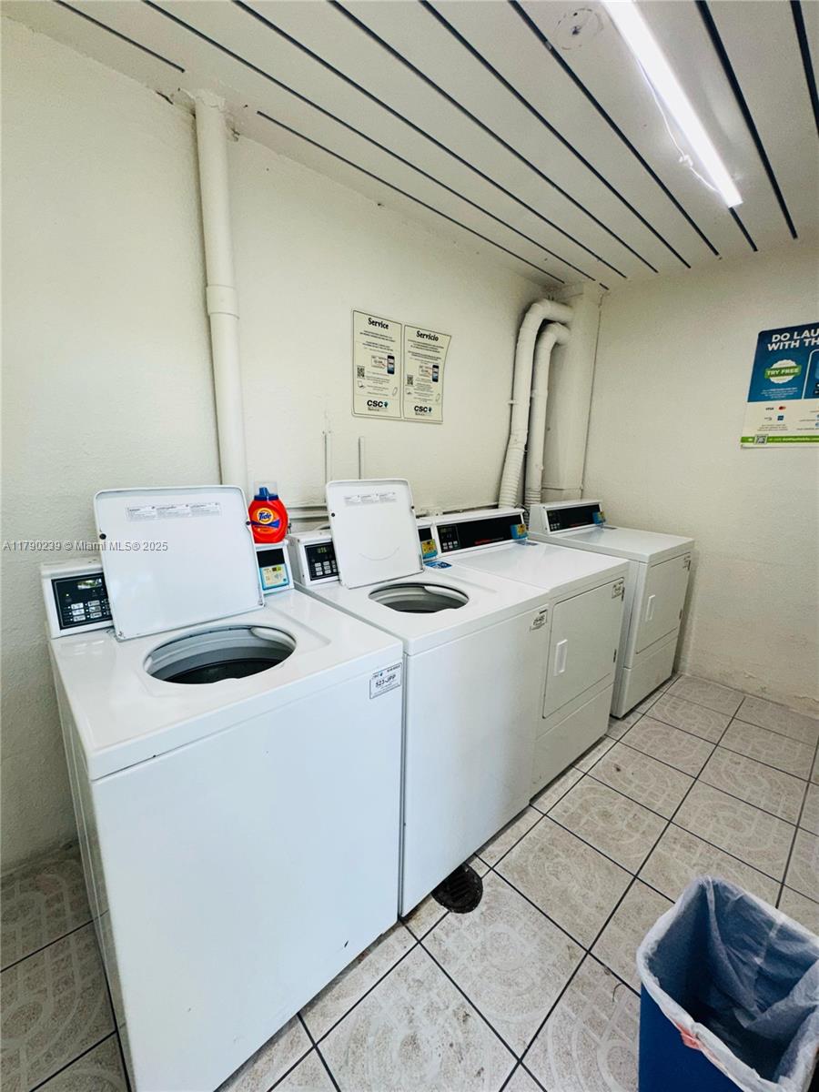 4215 N University Dr # 315