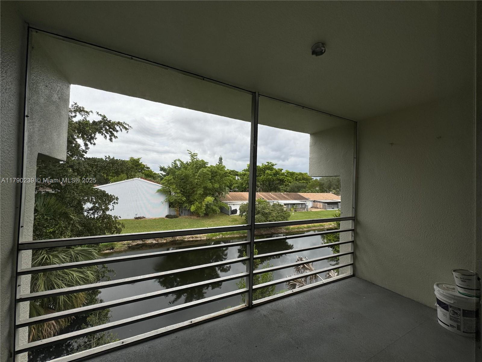 4215 N University Dr # 315