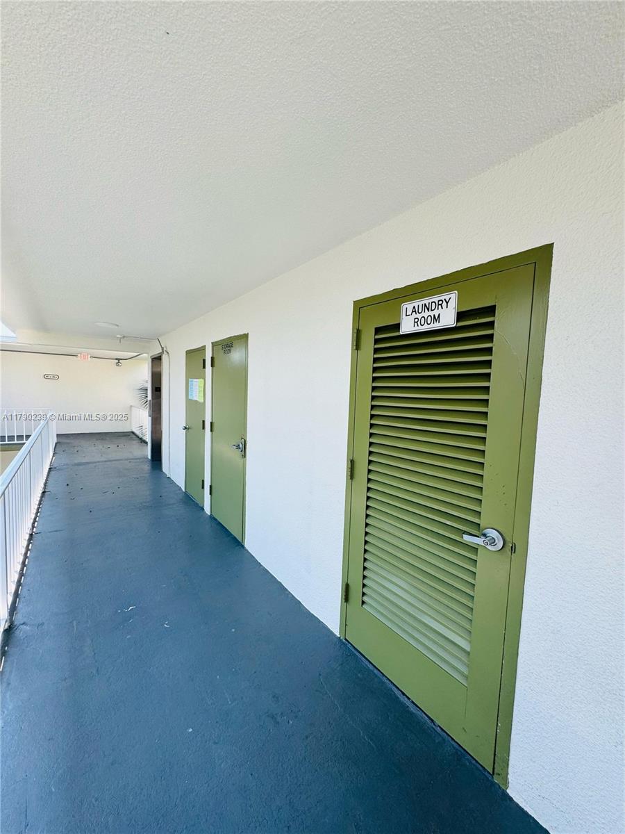 4215 N University Dr # 315