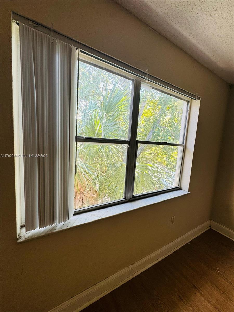 4215 N University Dr # 315