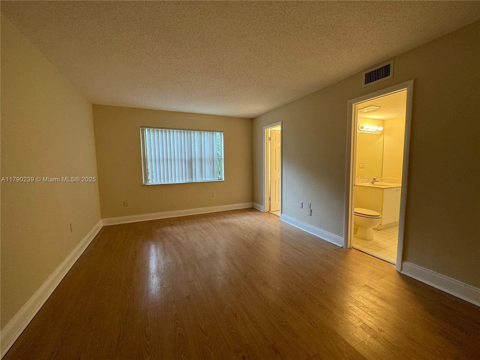 4215 N University Dr # 315