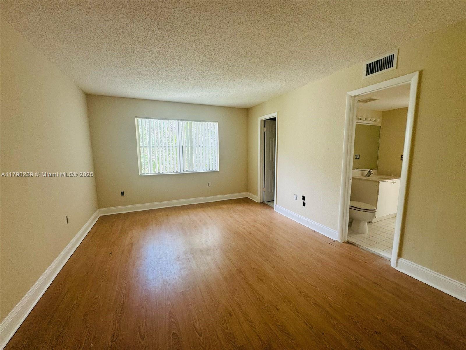 4215 N University Dr # 315