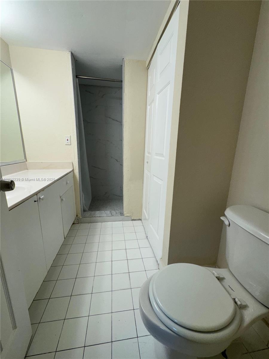 4215 N University Dr # 315