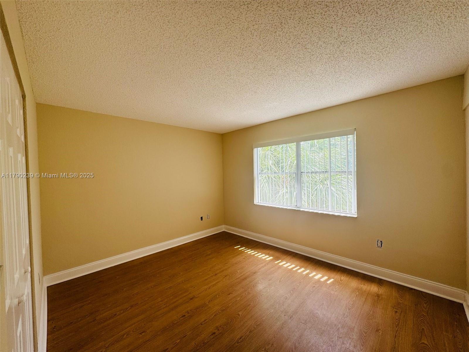 4215 N University Dr # 315