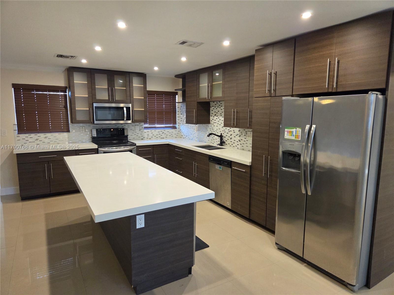 5006 SW 90th Way # 0