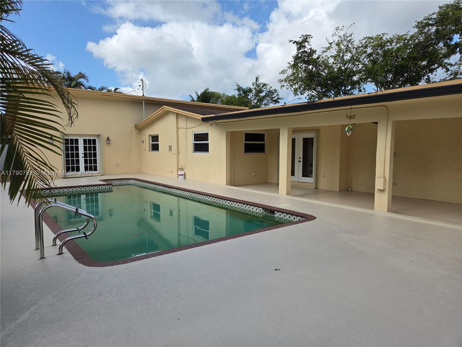 5006 SW 90th Way # 0