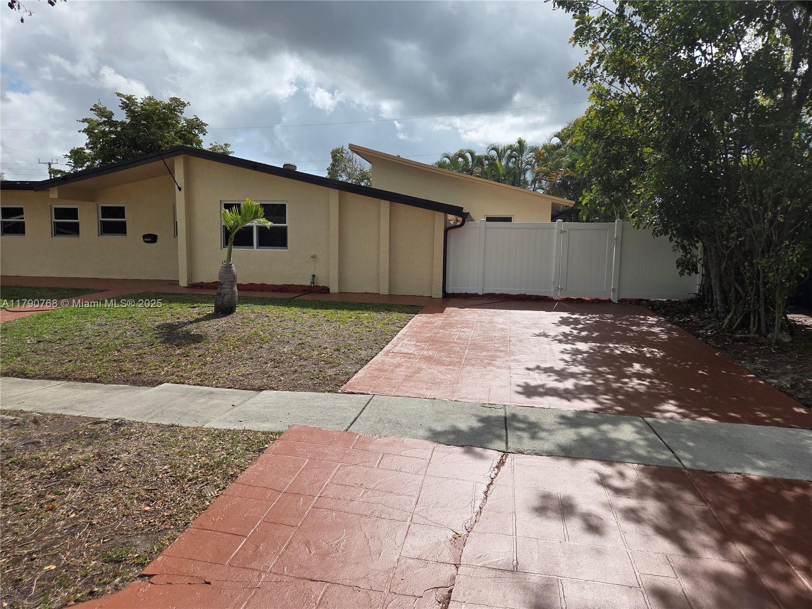 5006 SW 90th Way # 0