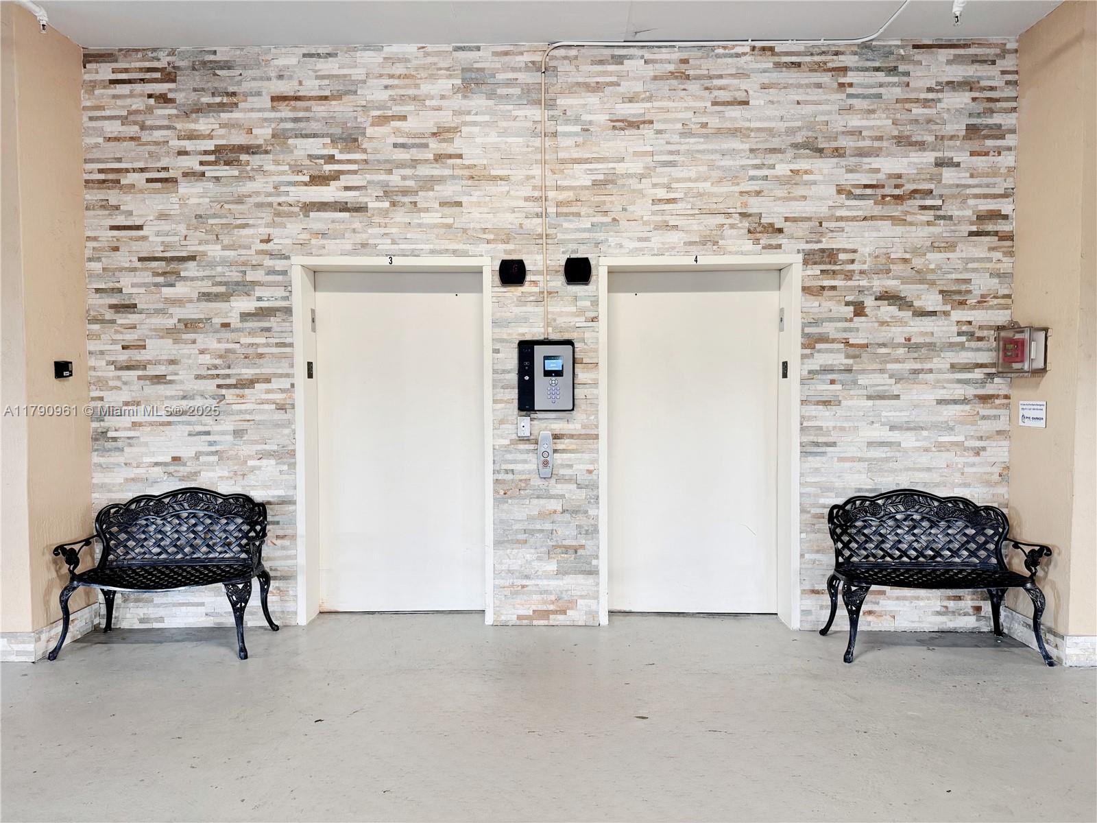 8440 SW 8th St # 304A