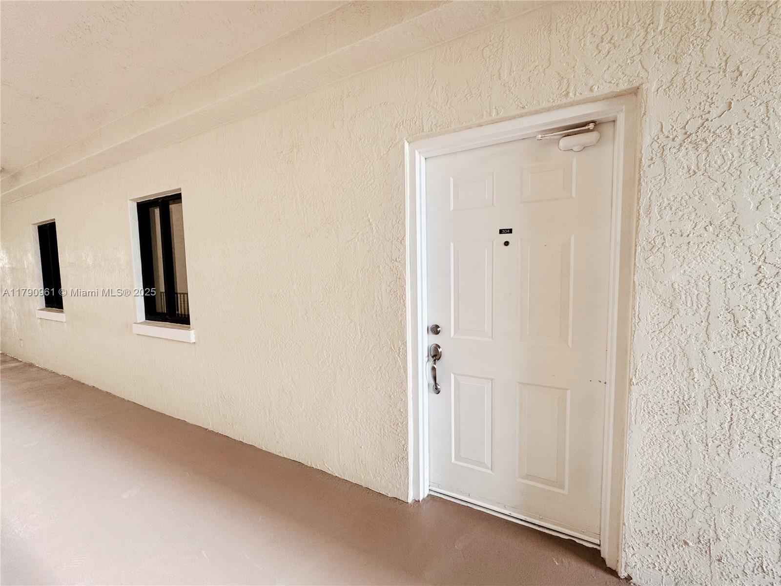 8440 SW 8th St # 304A