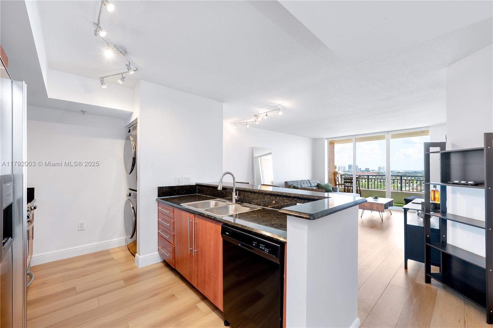 3232 Coral Way # 1507