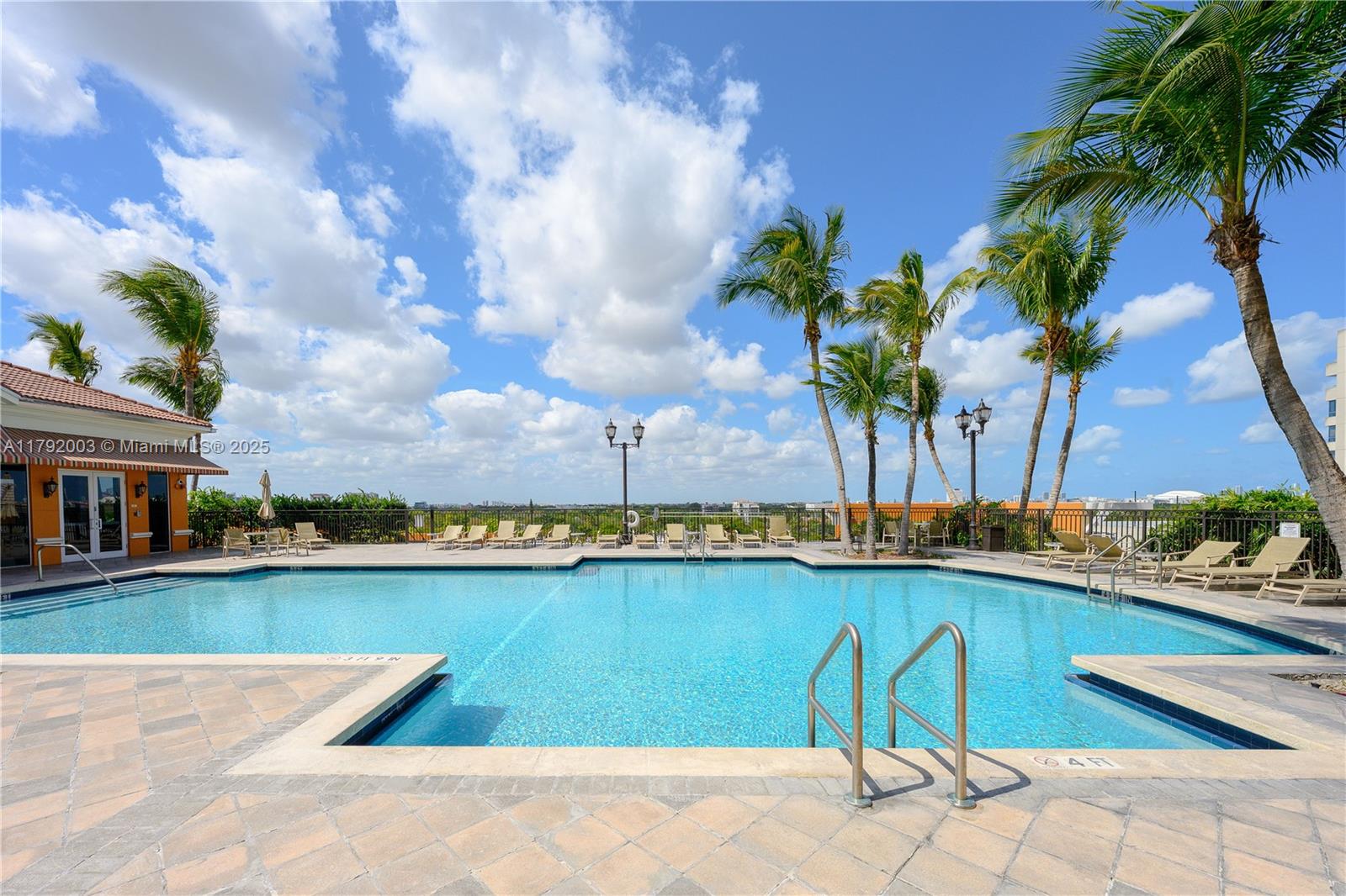 3232 Coral Way # 1507