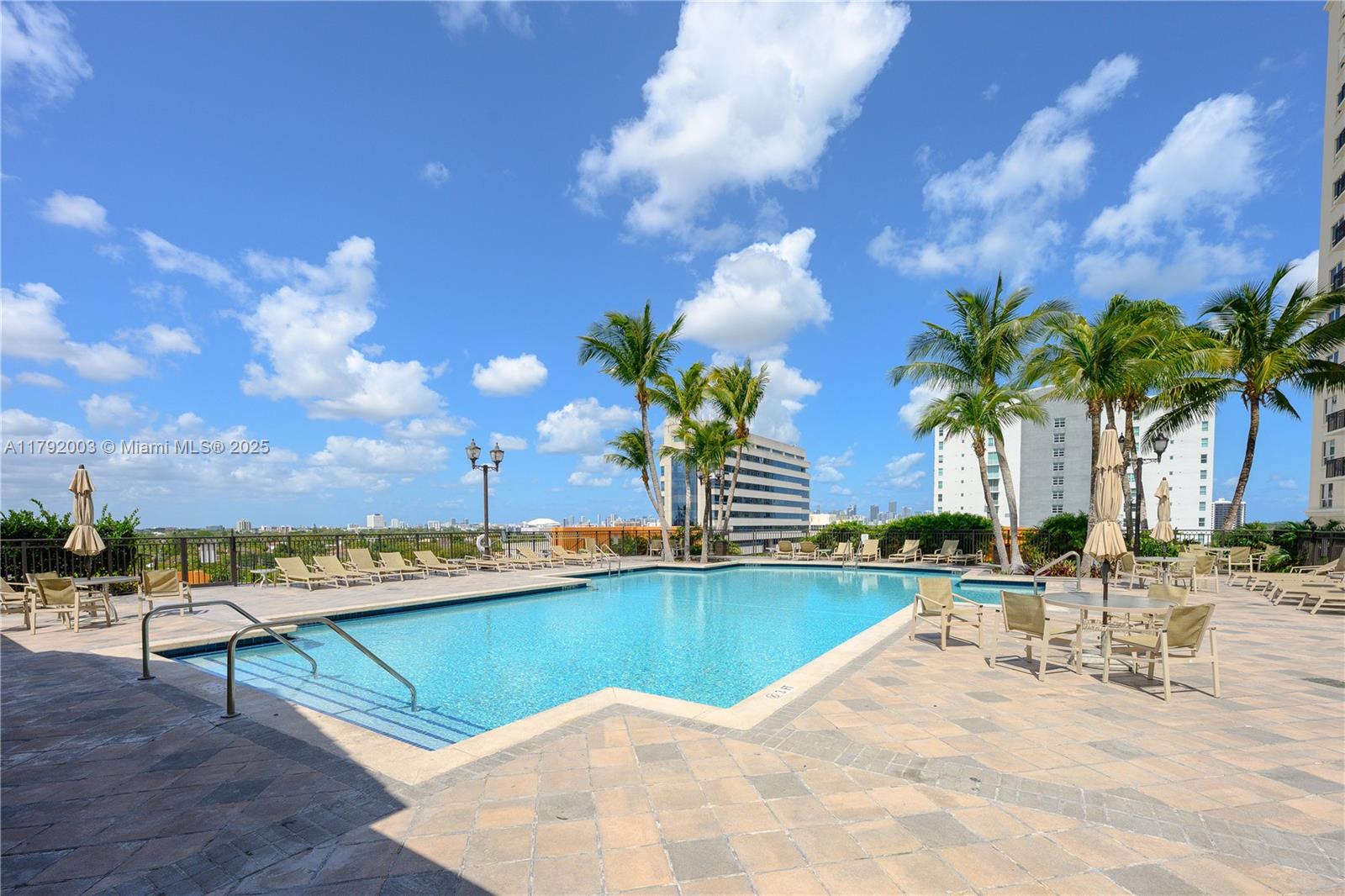 3232 Coral Way # 1507