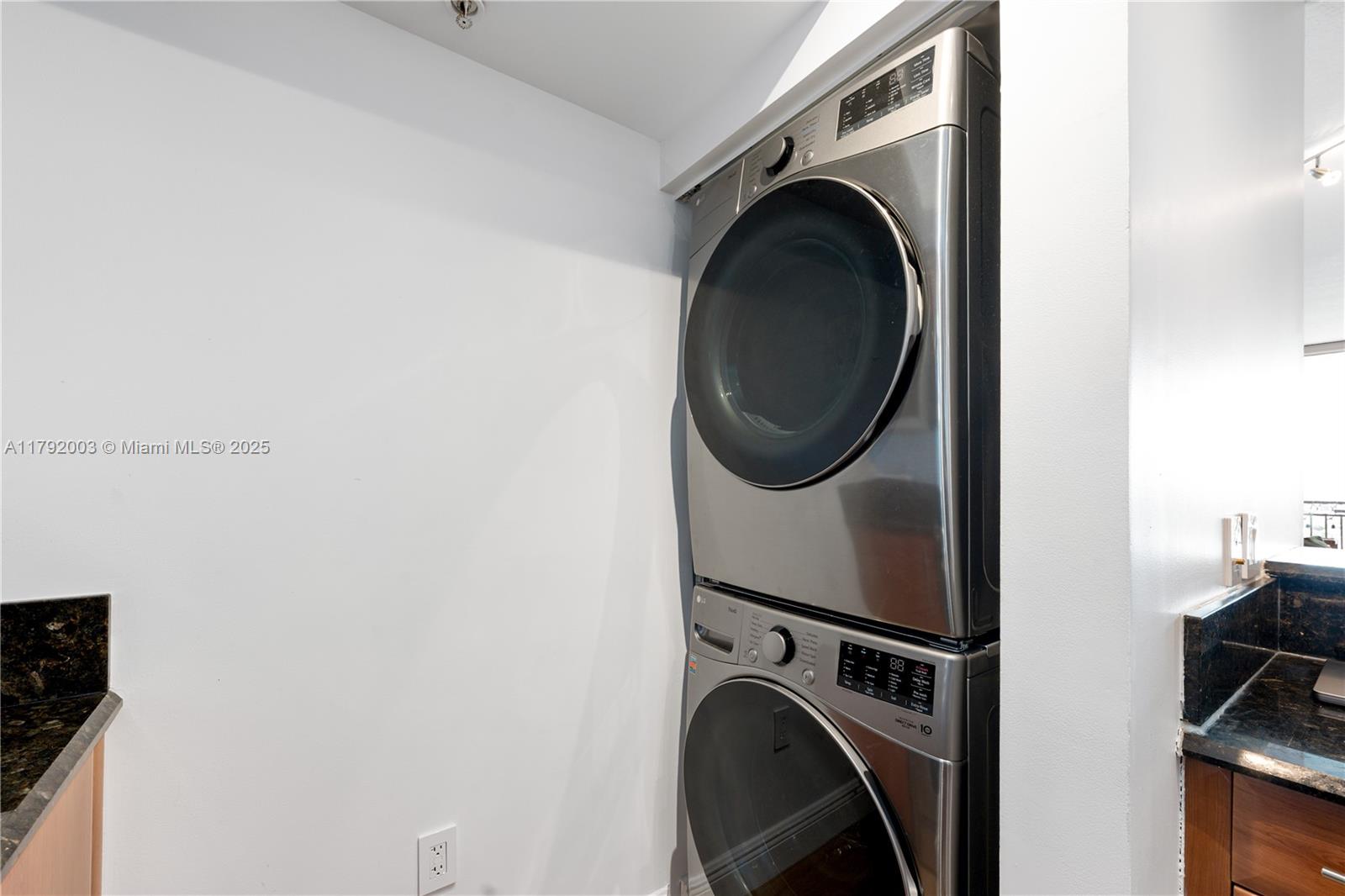 3232 Coral Way # 1507