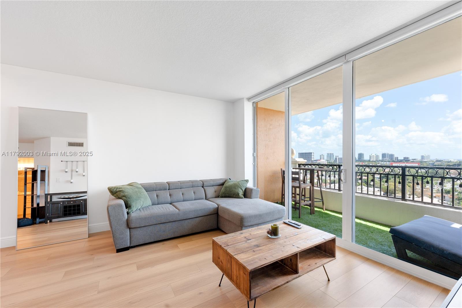 3232 Coral Way # 1507