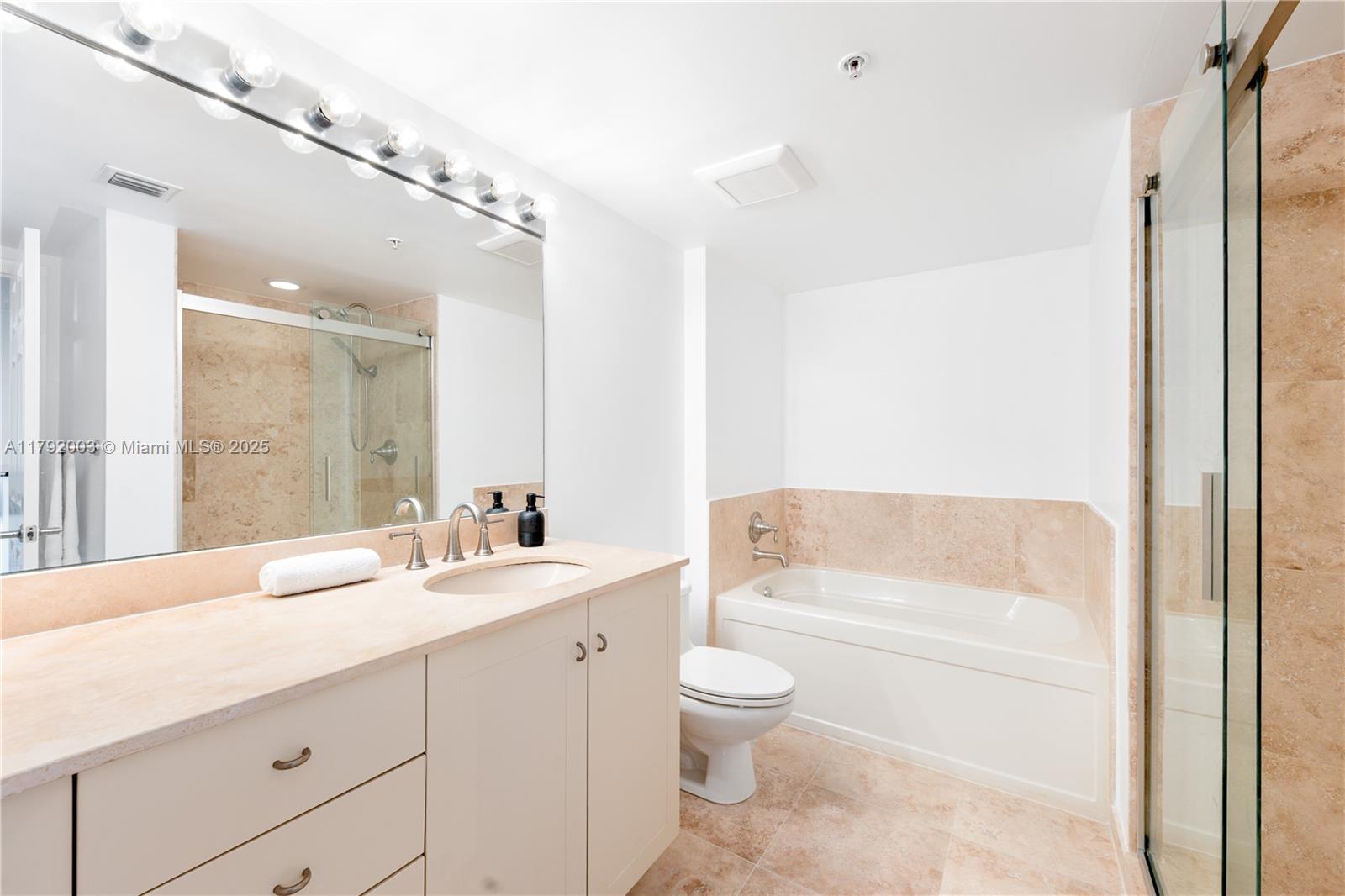 3232 Coral Way # 1507