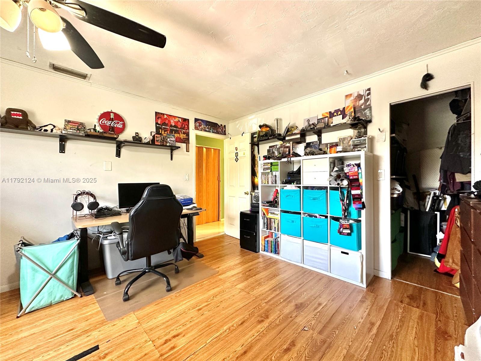 8135 W 9th Ave
