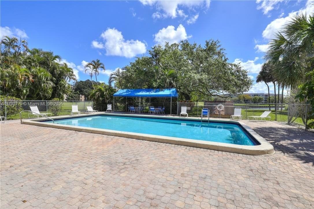 9470 Live Oak Pl # 304