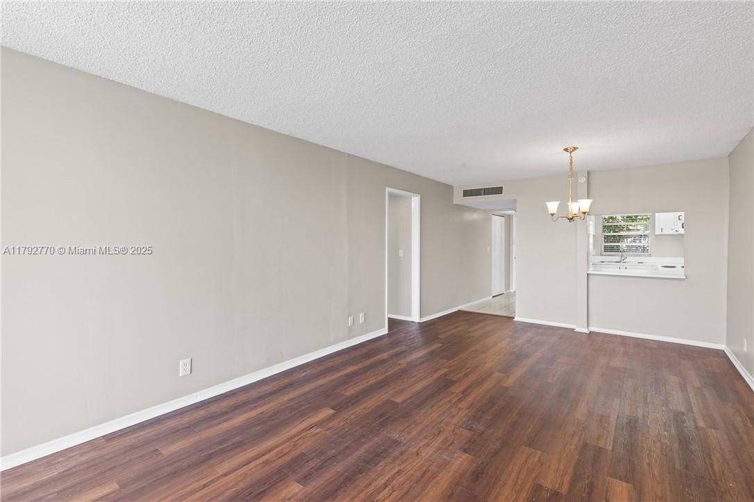 9470 Live Oak Pl # 304