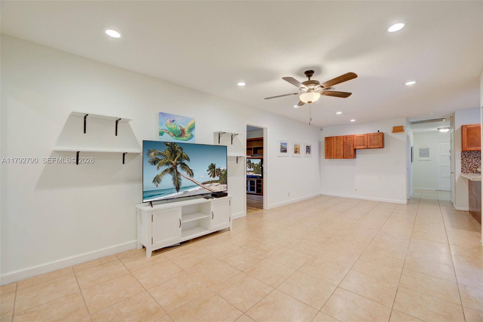 11560 NW 26th St