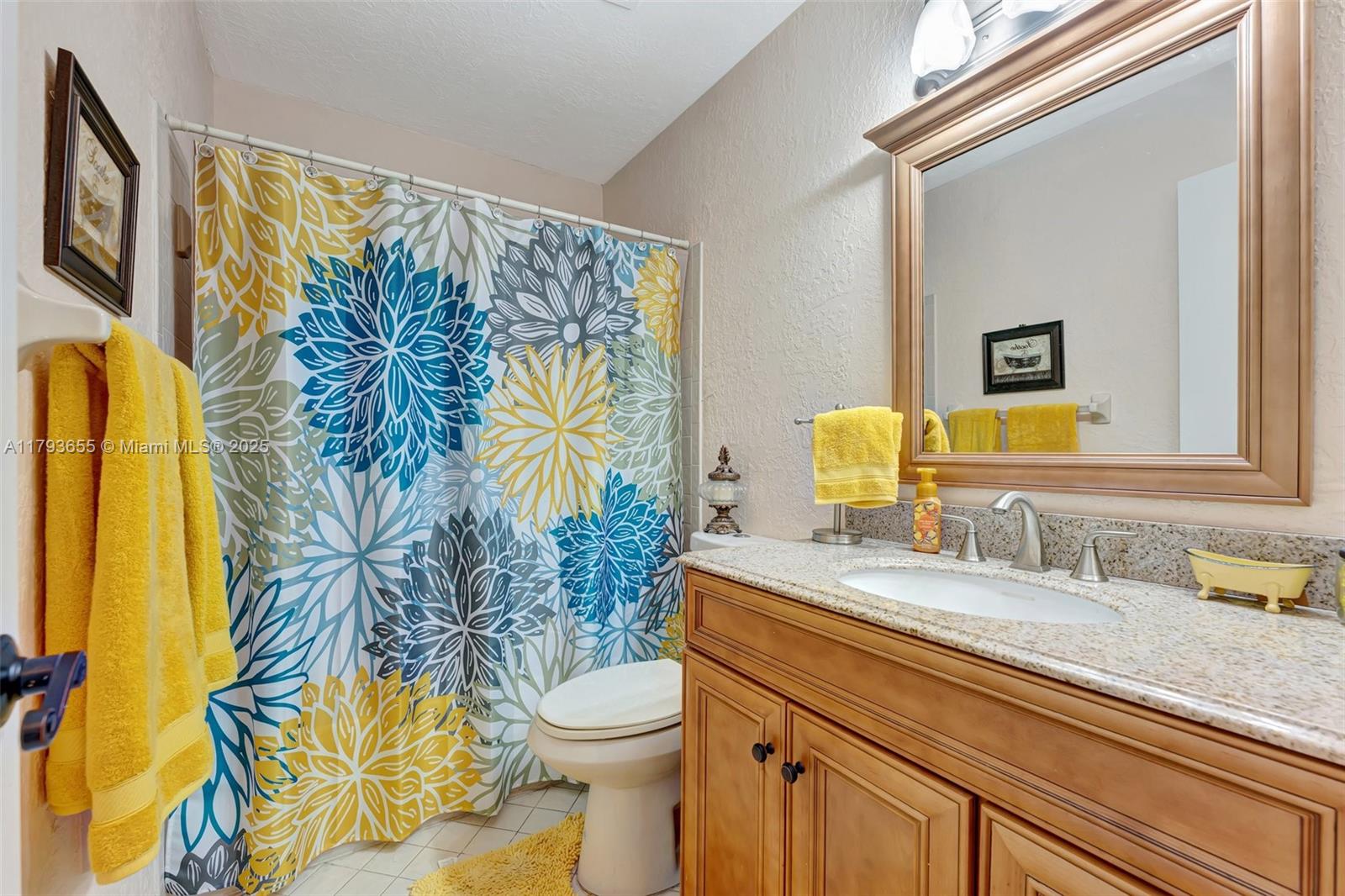 9829 Riverside Dr # 6 Unit: 42-6