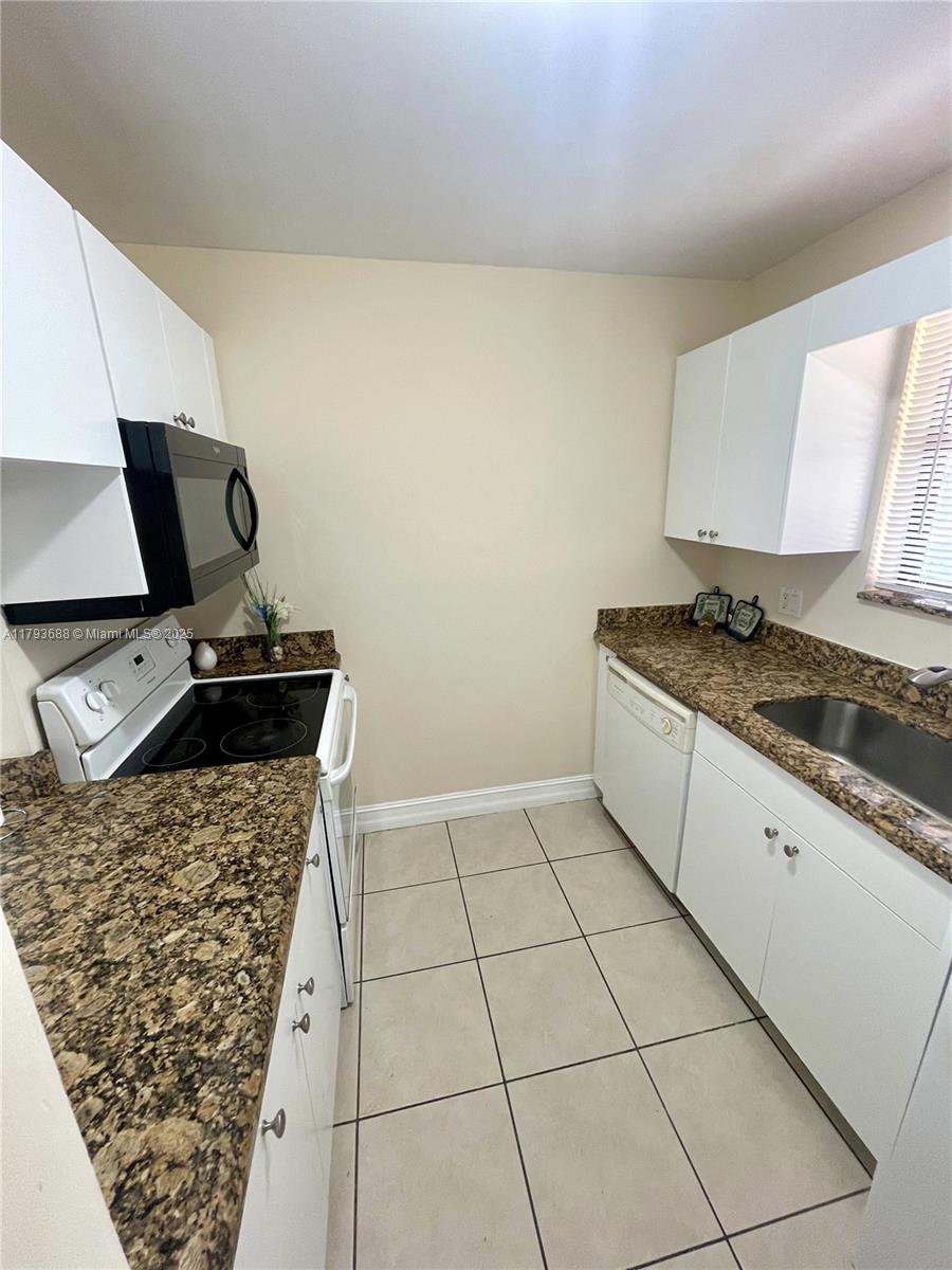 11453 NW 39th Ct # 2 Unit: 310-2