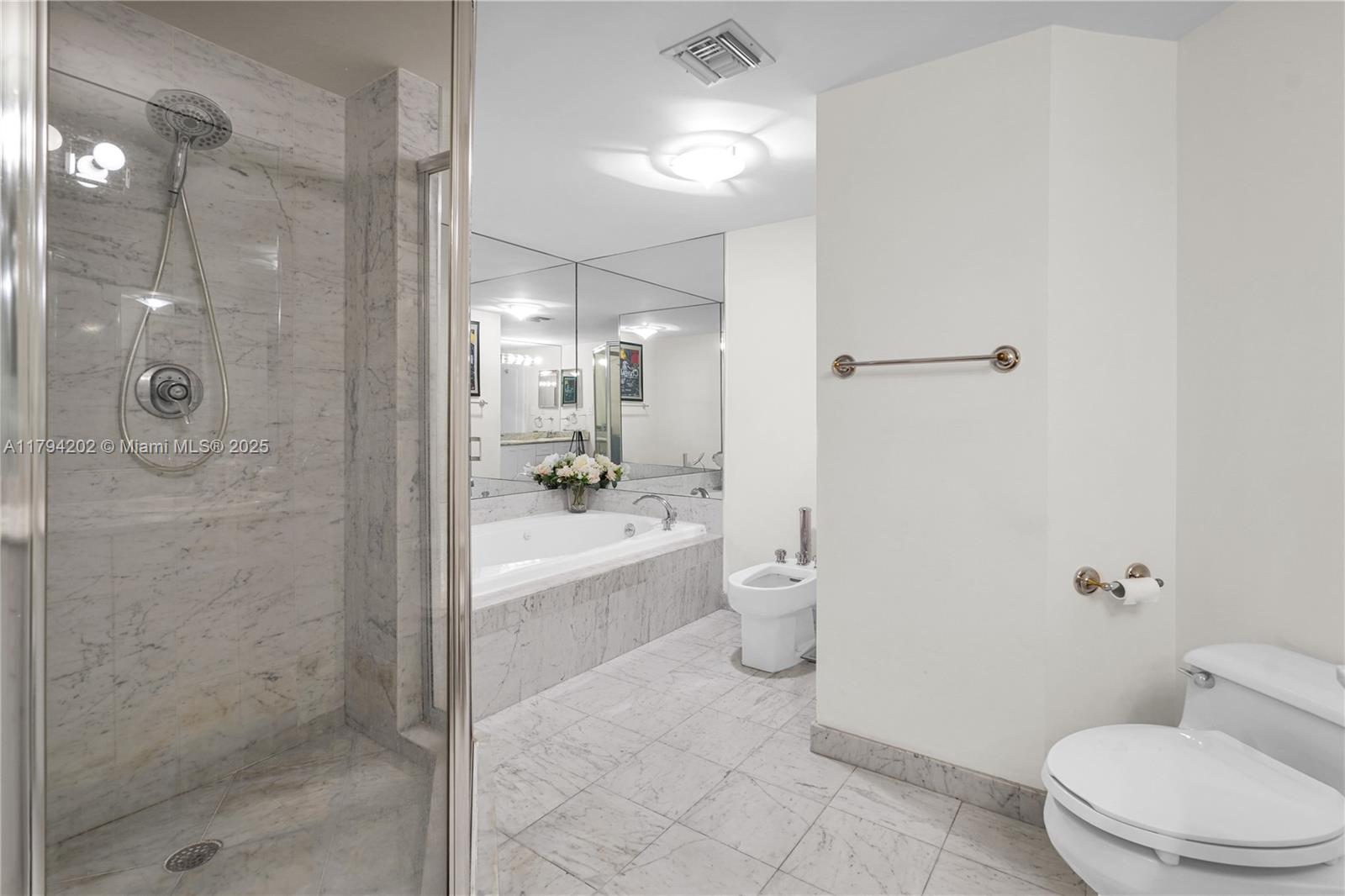 9455 Collins Ave # 603