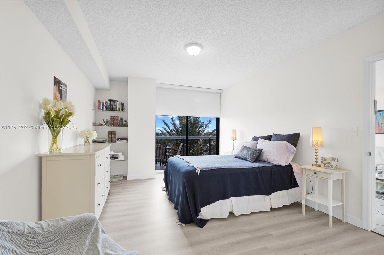 9455 Collins Ave # 603