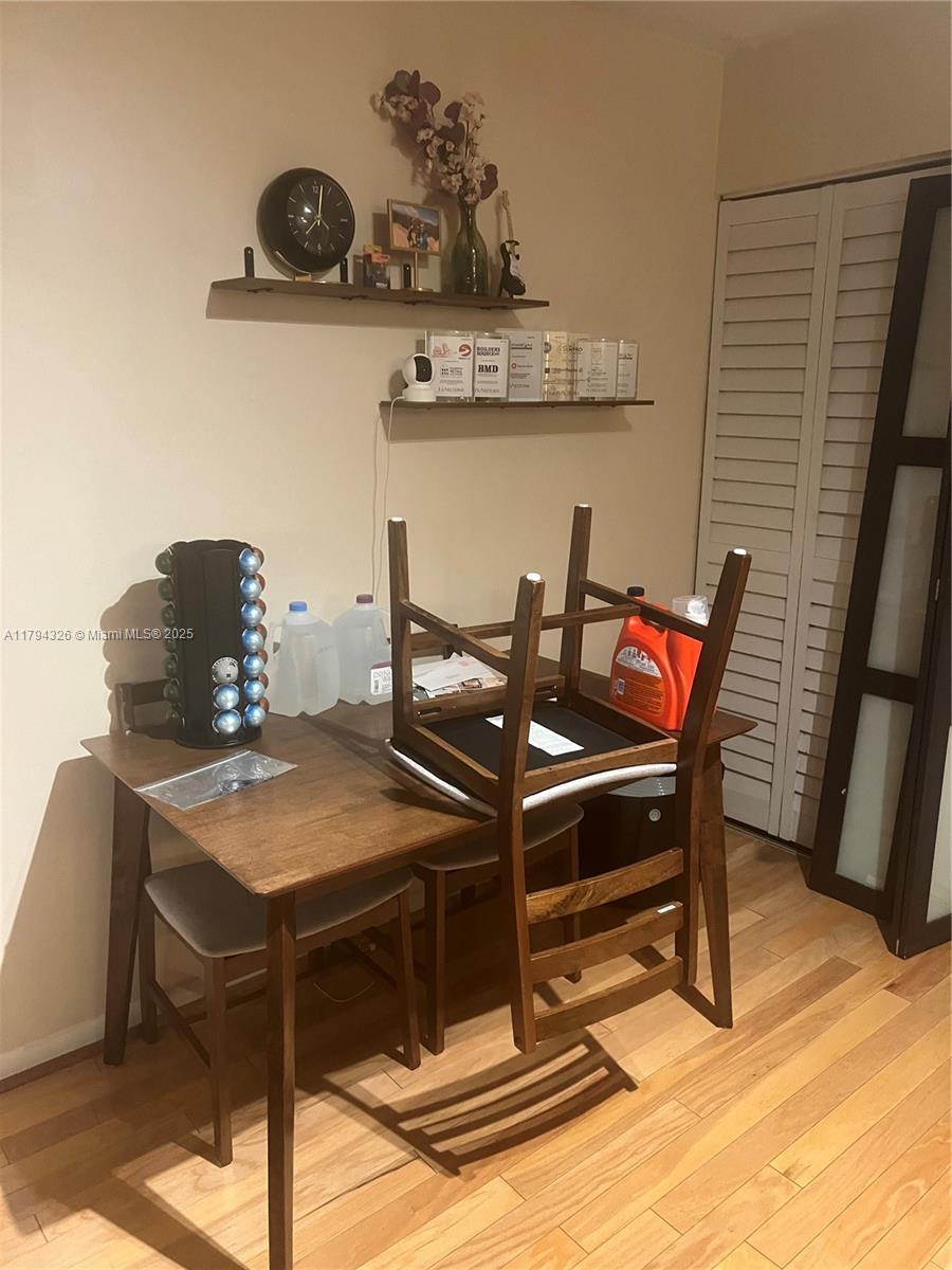 10101 W Sunrise Blvd # 103