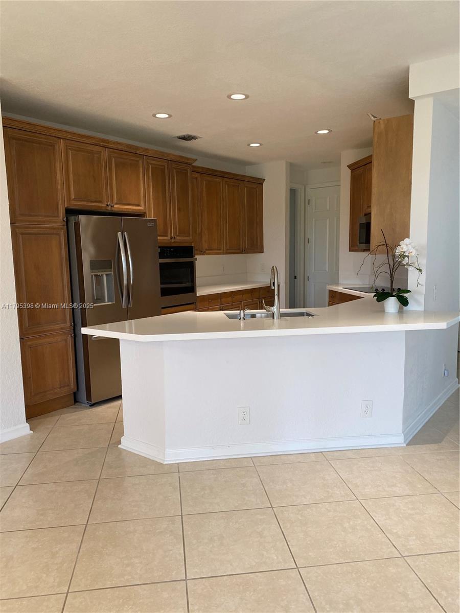 2697 Center Ct Dr # 13 Unit: 1-13