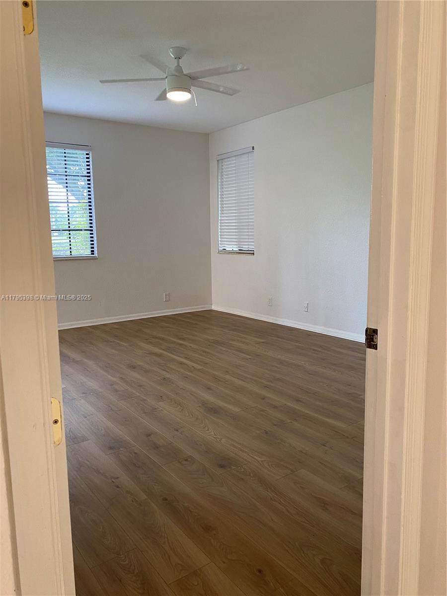 2697 Center Ct Dr # 13 Unit: 1-13
