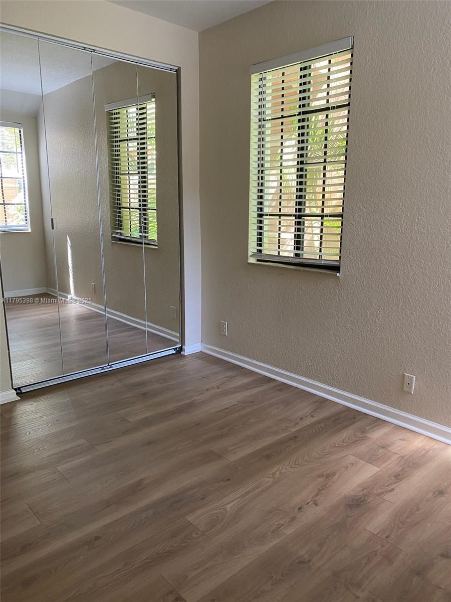 2697 Center Ct Dr # 13 Unit: 1-13