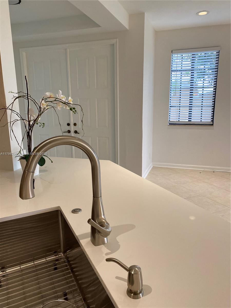 2697 Center Ct Dr # 13 Unit: 1-13