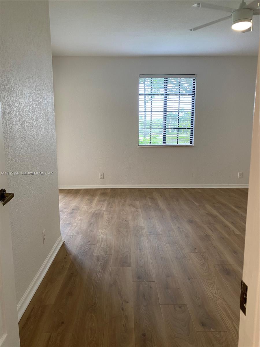 2697 Center Ct Dr # 13 Unit: 1-13