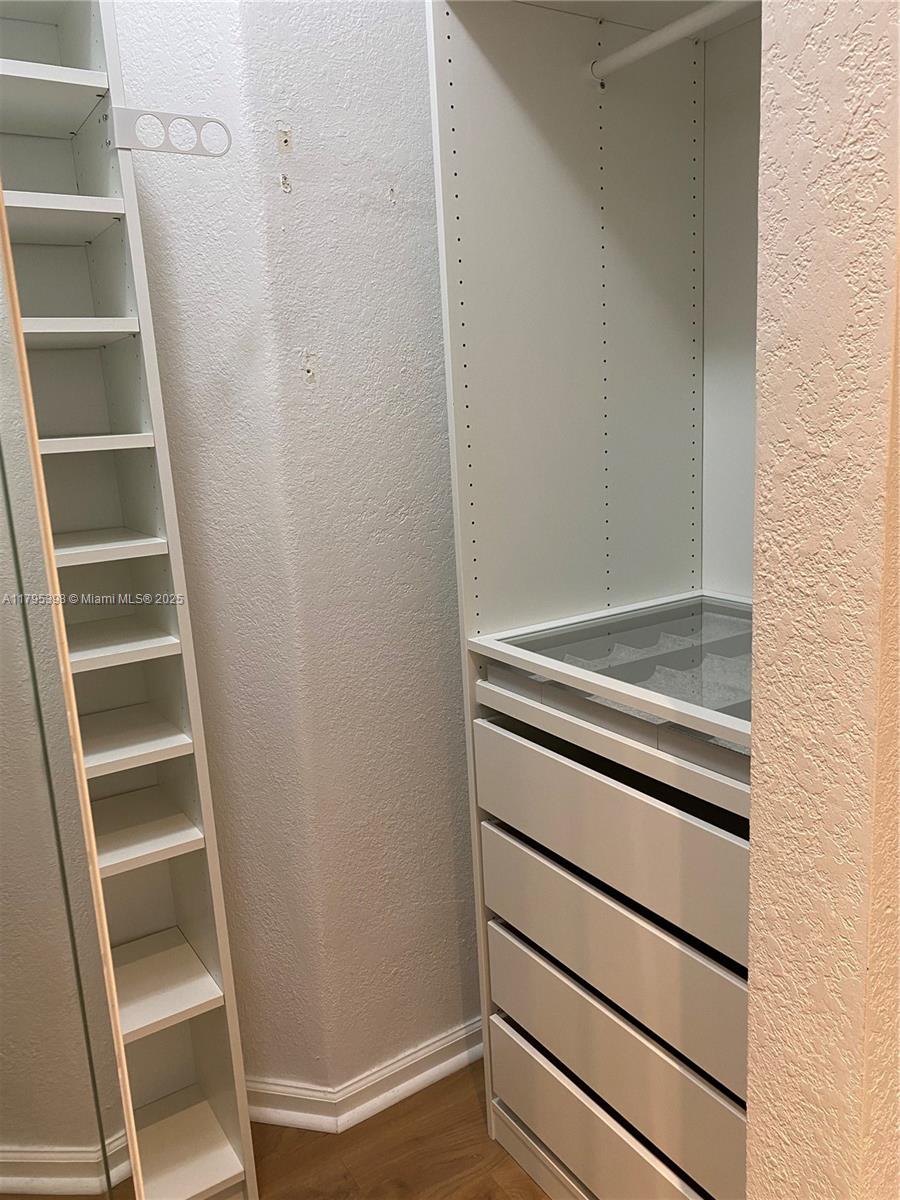 2697 Center Ct Dr # 13 Unit: 1-13