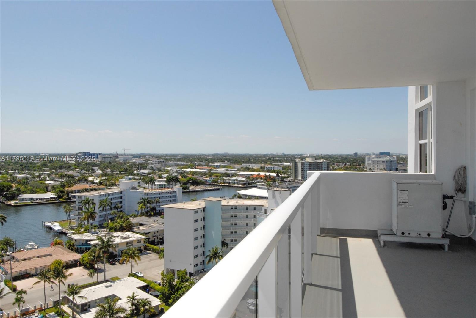 2701 N Ocean Blvd # 15E