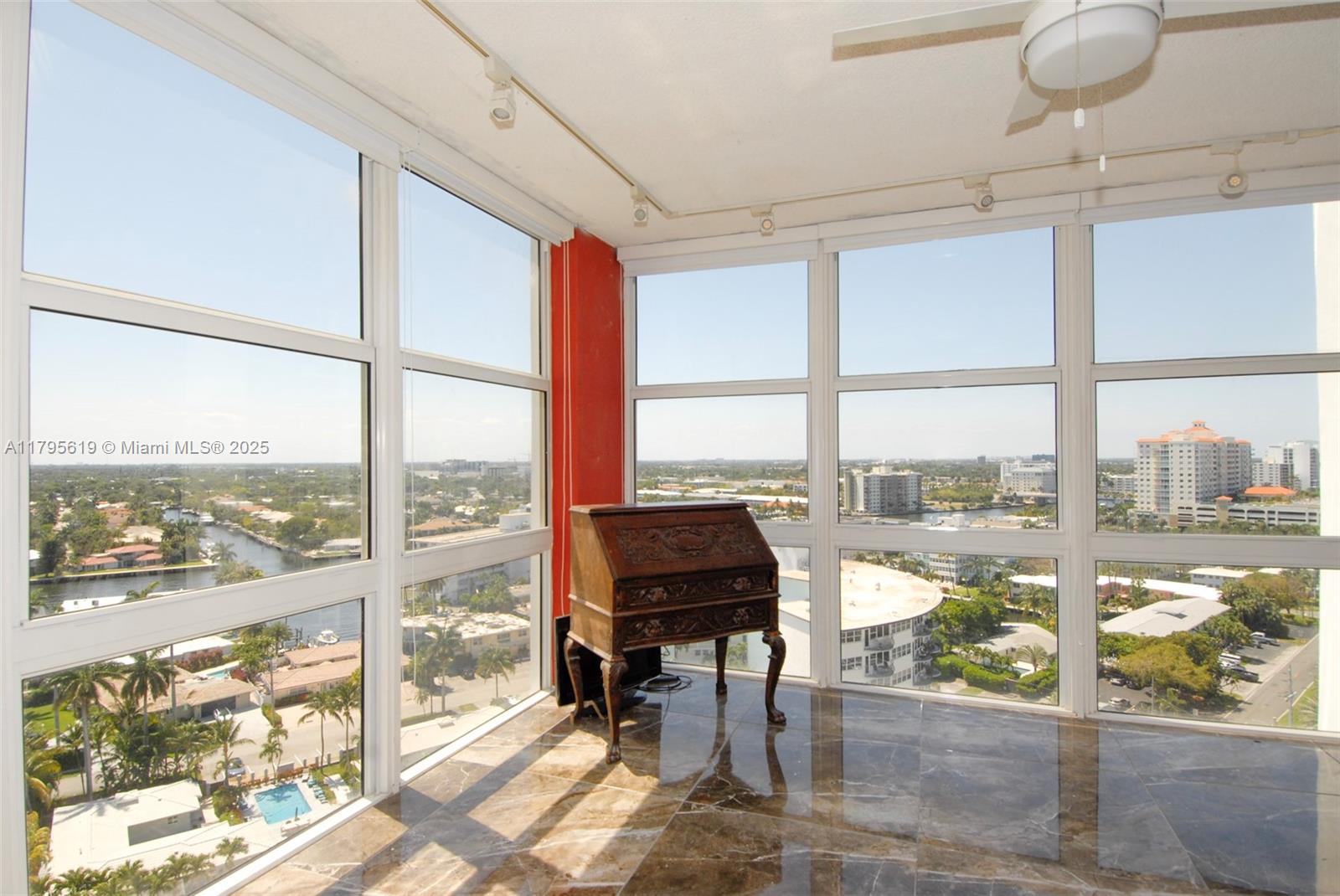2701 N Ocean Blvd # 15E