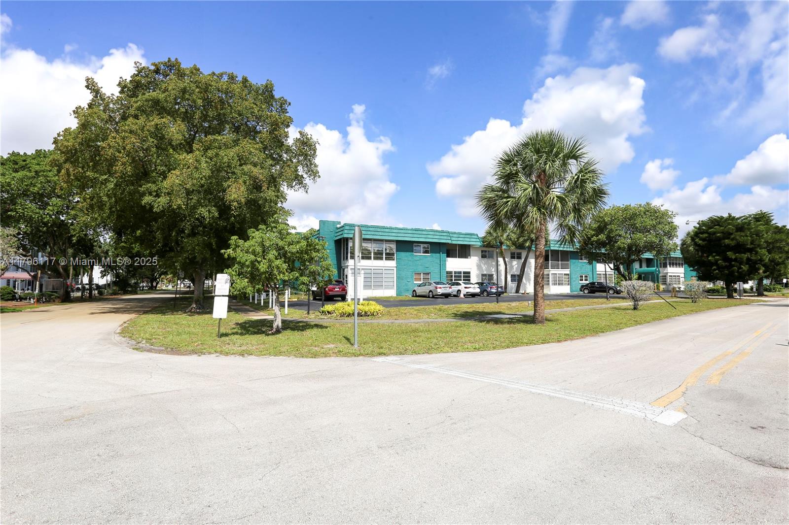 2271 NW 47th Ter # 200